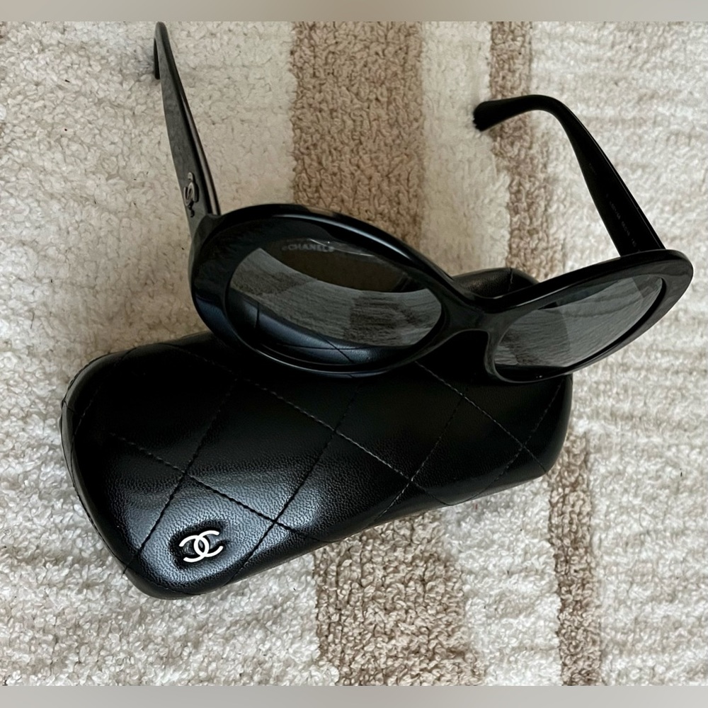 Chanel sun glasses
